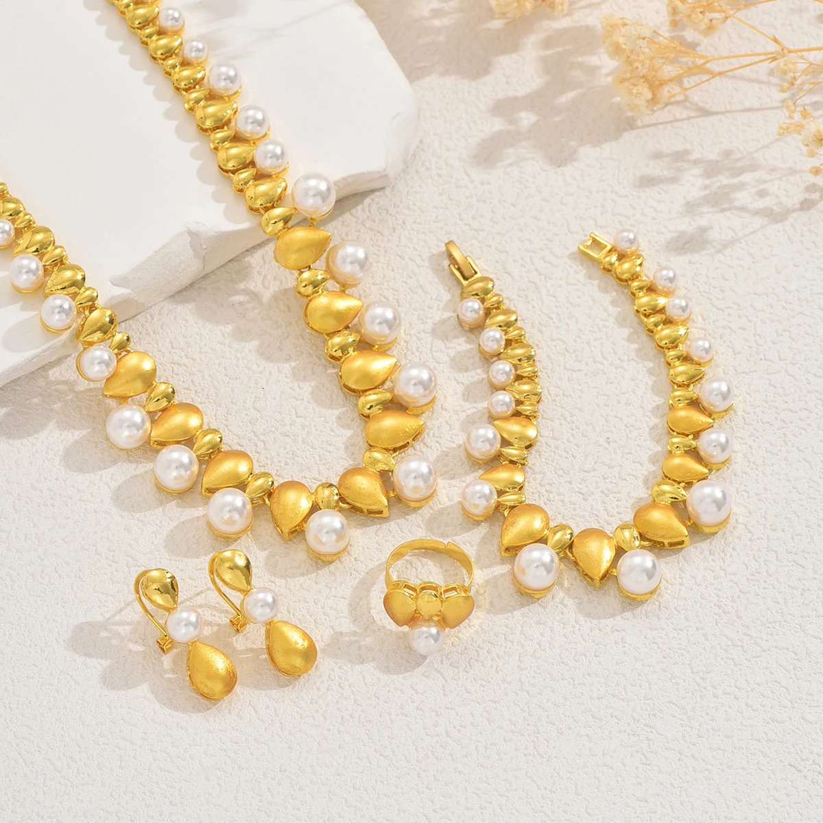 Exquisite Waterdrop Shaped Pearl Choker Dangle Earrings Bracelet Ring Set Womens Glossy Gold Color Party Date Jewelry 250520