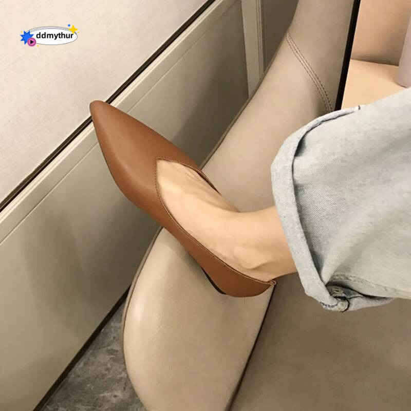 Female Large Size 2025 Pointedtoe Genuine Leather Flat Women Shallow Mouth Comfortable Women's Boat Shoes ddmythur