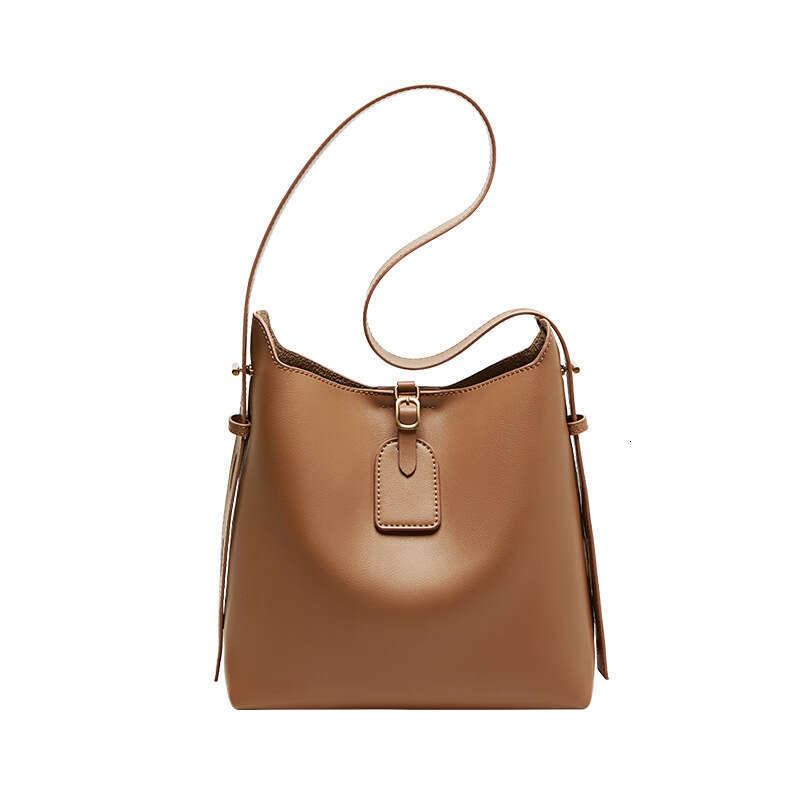Tote Bag New Crossbody Niche Design High End Sense Shoulder Fashion Handbag Bucket Commuting Women S Bag Lady Bags