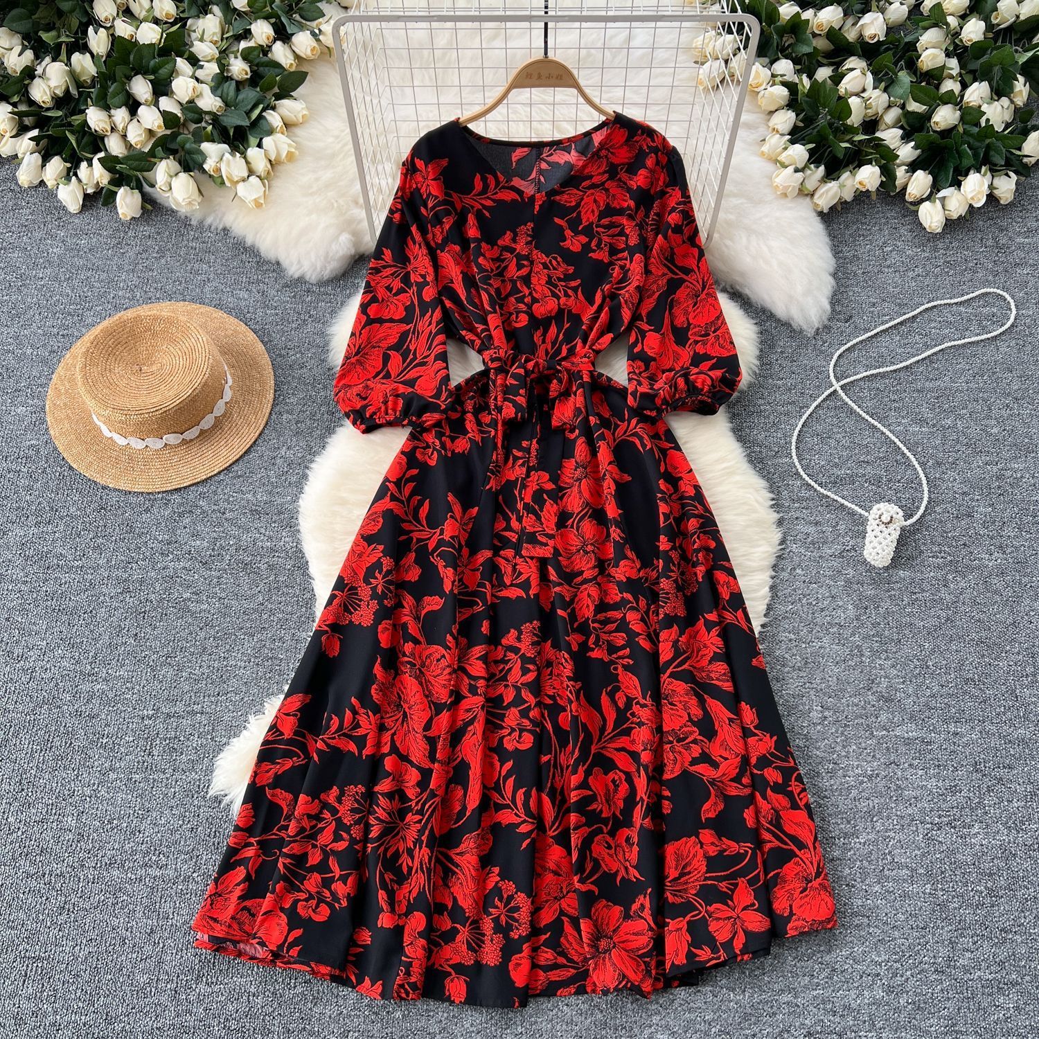 French fashion printed dress for women with loose straps and waist cinching slimming effect. A-line large swing hanging feeling long skirt 210416