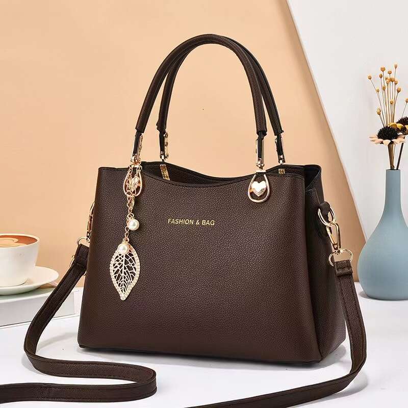 Women s new atmospheric texture handbag mother simple shoulder bag bags
