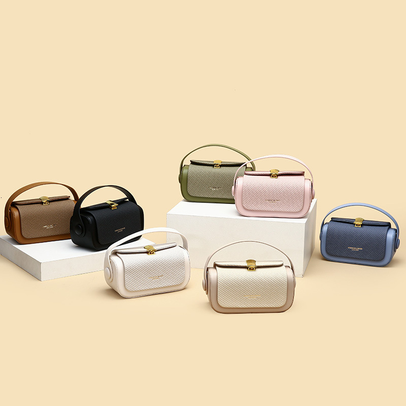 Luxury box with high-end feel, women's 2025 new niche fashion handbag, single shoulder crossbody small square bag