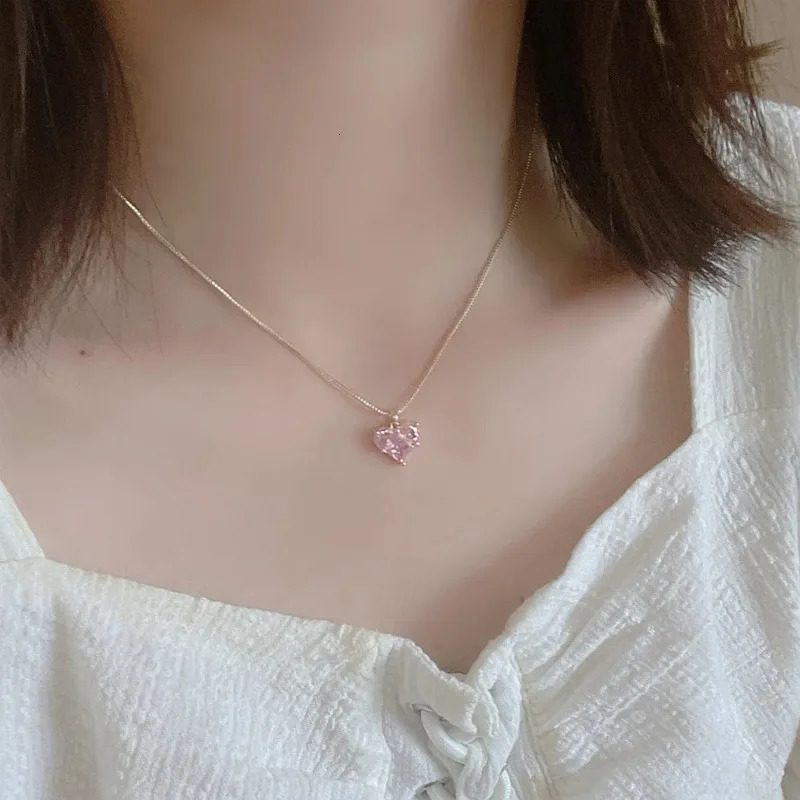 3 fashionable heart-shaped zircon pink crystal pendant earrings necklace set 250520