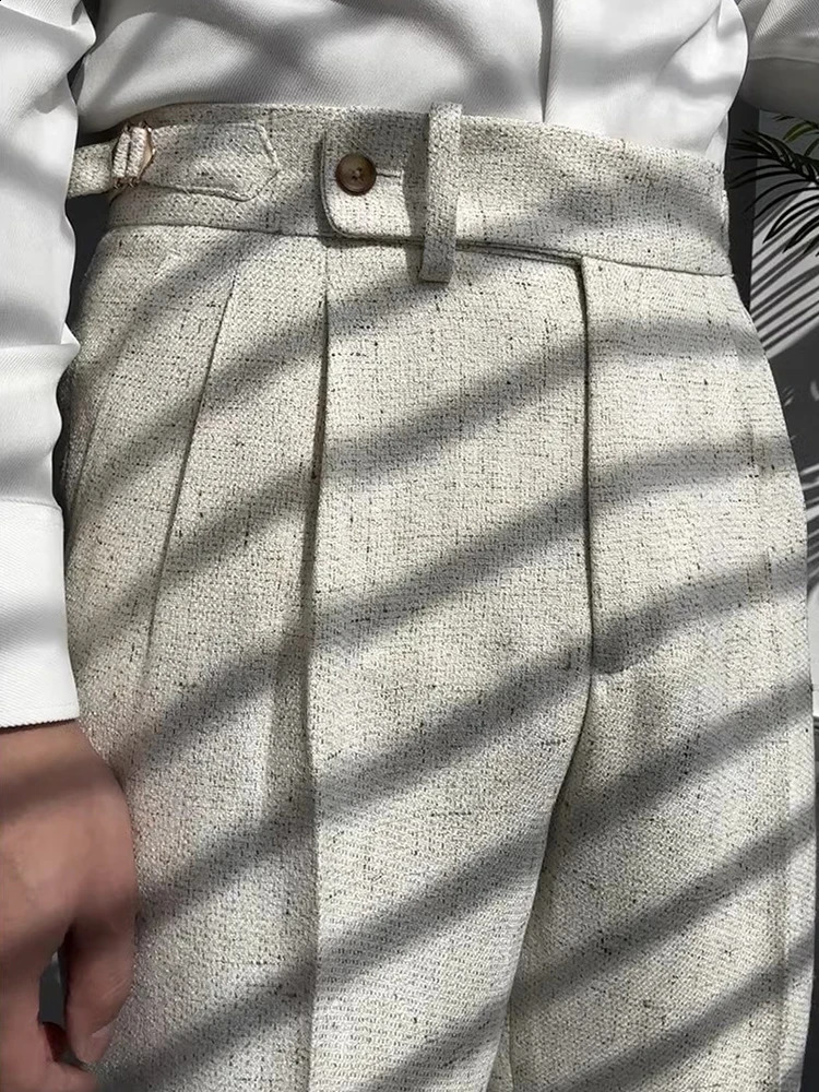 2025 Spring Casual Trousers Mens Vintage Belt High Waist Straight Pants Naples Fashion Solid Color Pleated Mens Woolen Trousers 250519