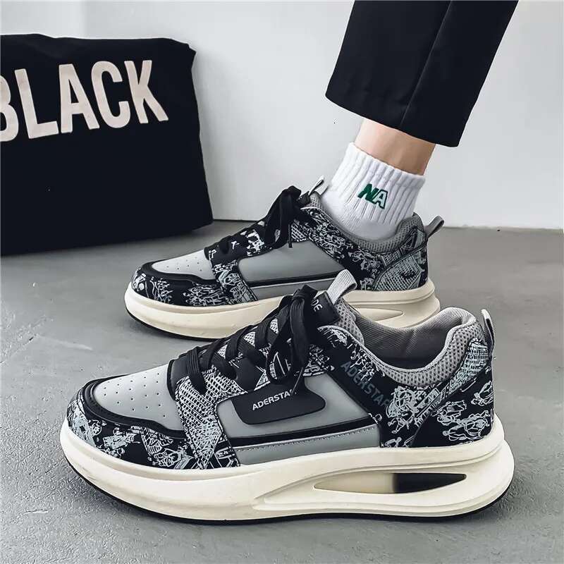Designer casual shoes ML2025 New Shoes with Explosive Board Print, Trendy Student Shoes