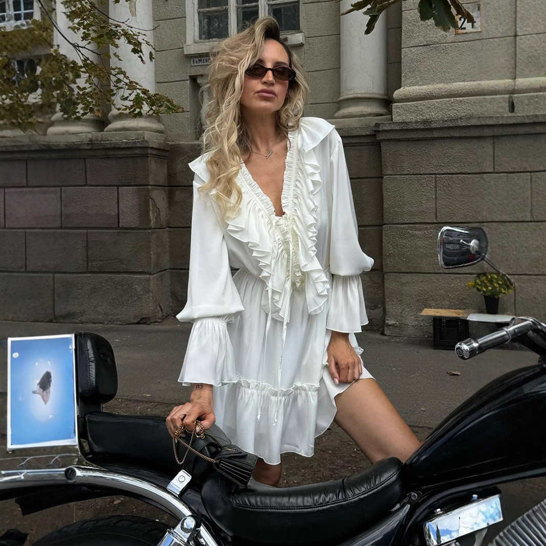 V-neck Women's 2025 Spring/summer New Flared Sleeve Dress Chiffon Short Skirt Sexy Girl Plus Size Dress Designer Dress
