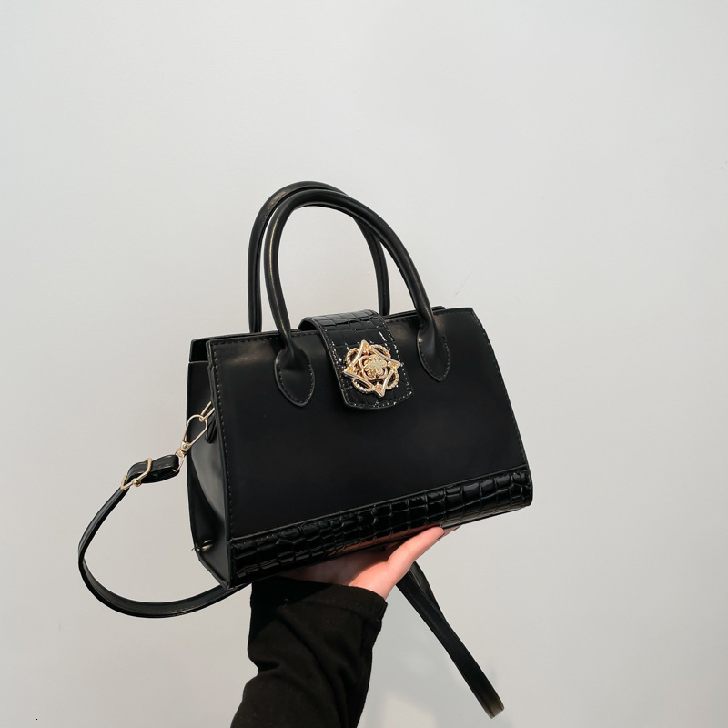 Free Delivery Designer Bag Small Niche High End Tote 2025 Winter New Fashion Large Capacity Crocodile Pattern Versatile Commuting Crossbody Luxury Bag