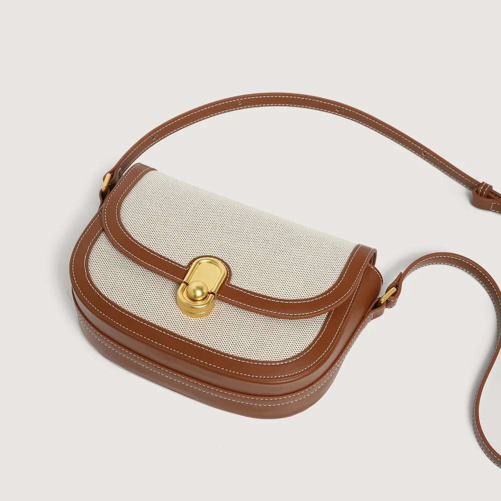 This Year's New Niche Female Light Retro Single Shoulder Crossbody Saddle Bag Trend Designer Handbag