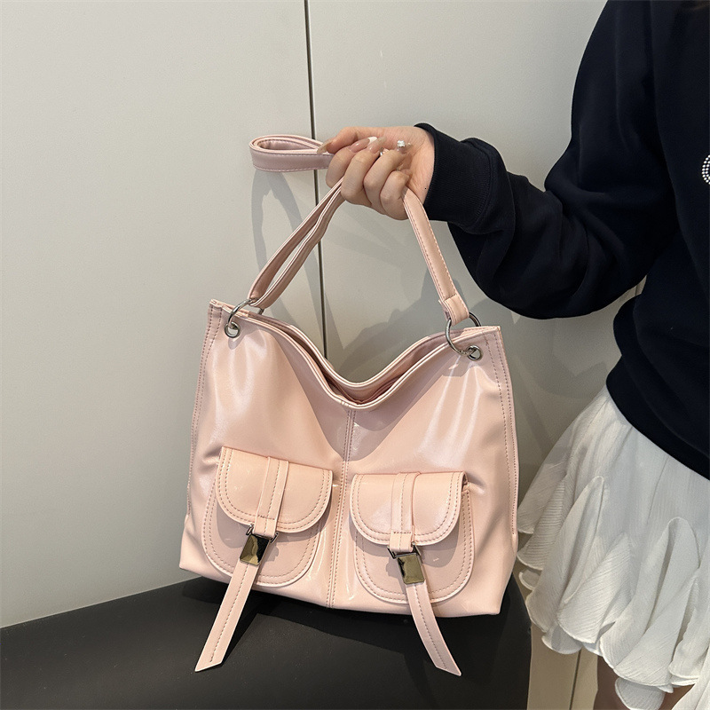 Free Delivery Designer Bag Korean Version Of Large Capacity Fashionable Motorcycle 2025 New Style Simple And Luxurious One Shoulder Crossbody Tote Pop