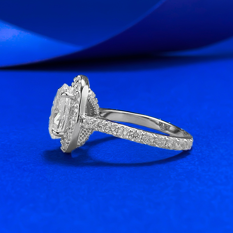 Sophisticated Oval-Cut Simulated Diamonds Earrings Pair Featuring an Ice Flower Motif