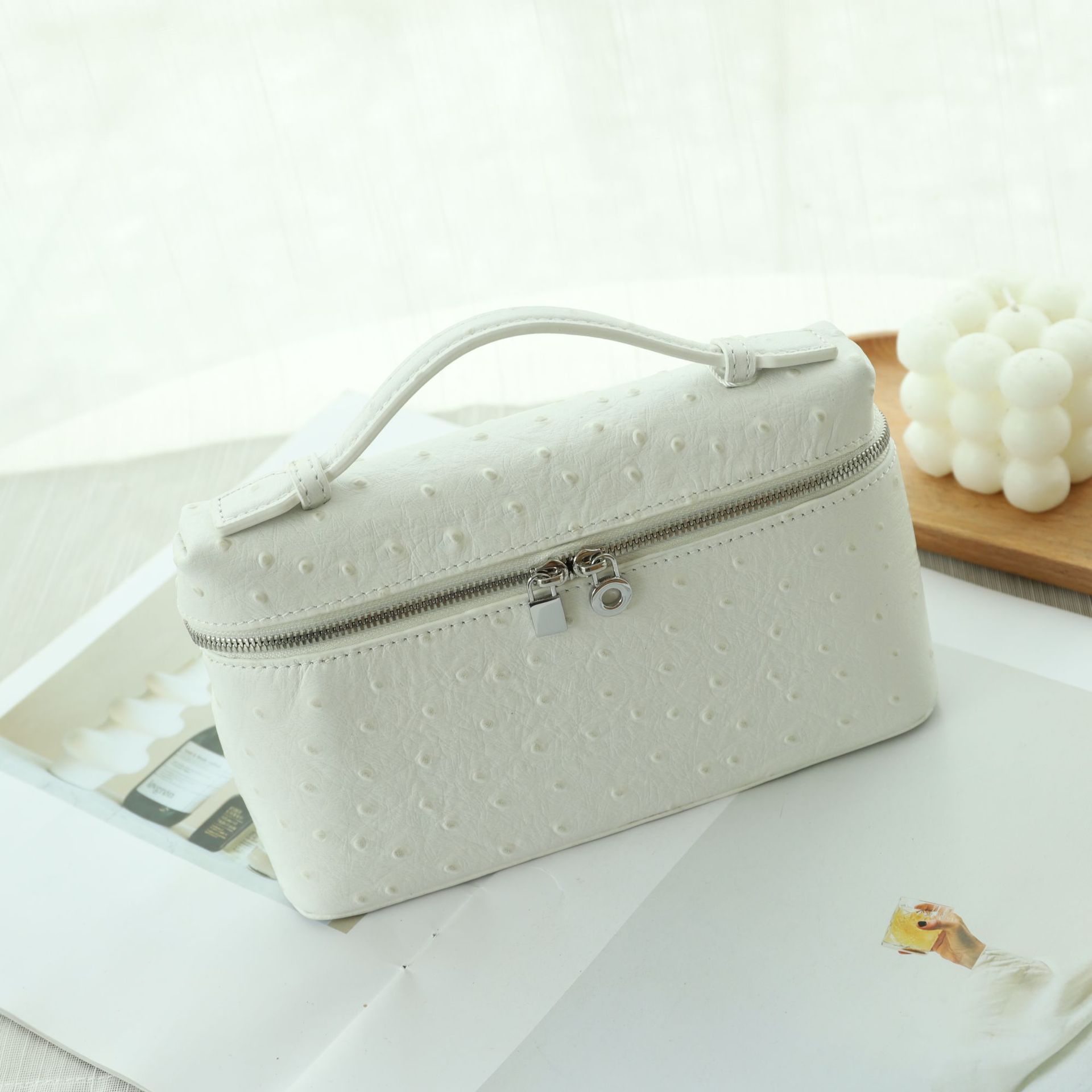 Ostrich Leather Crossbody Bag: Stylish & Versatile 2024 Handbag 4 9ed62