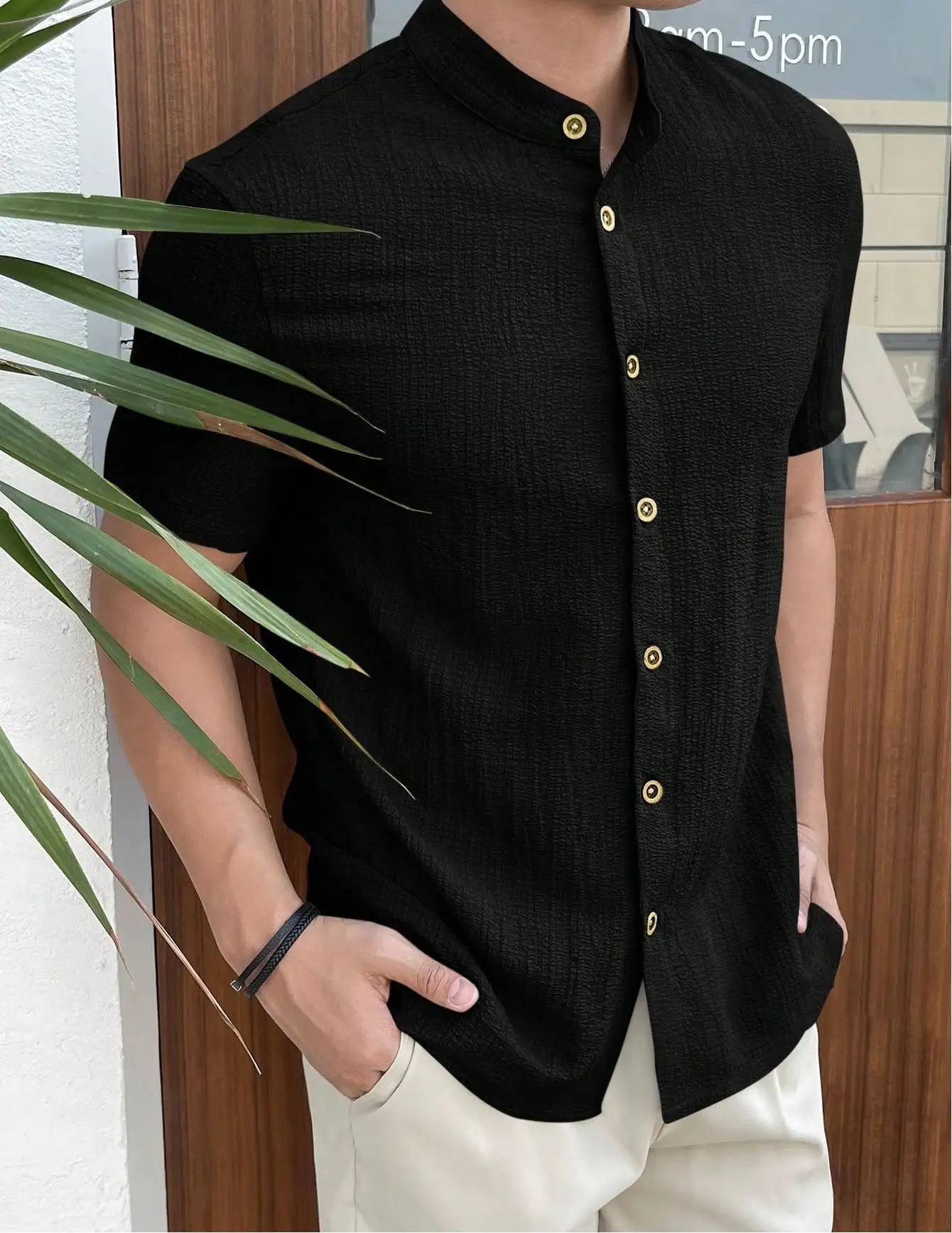 Men Loose Knit Solid Color Casual Short Sleeve Shirt 250520