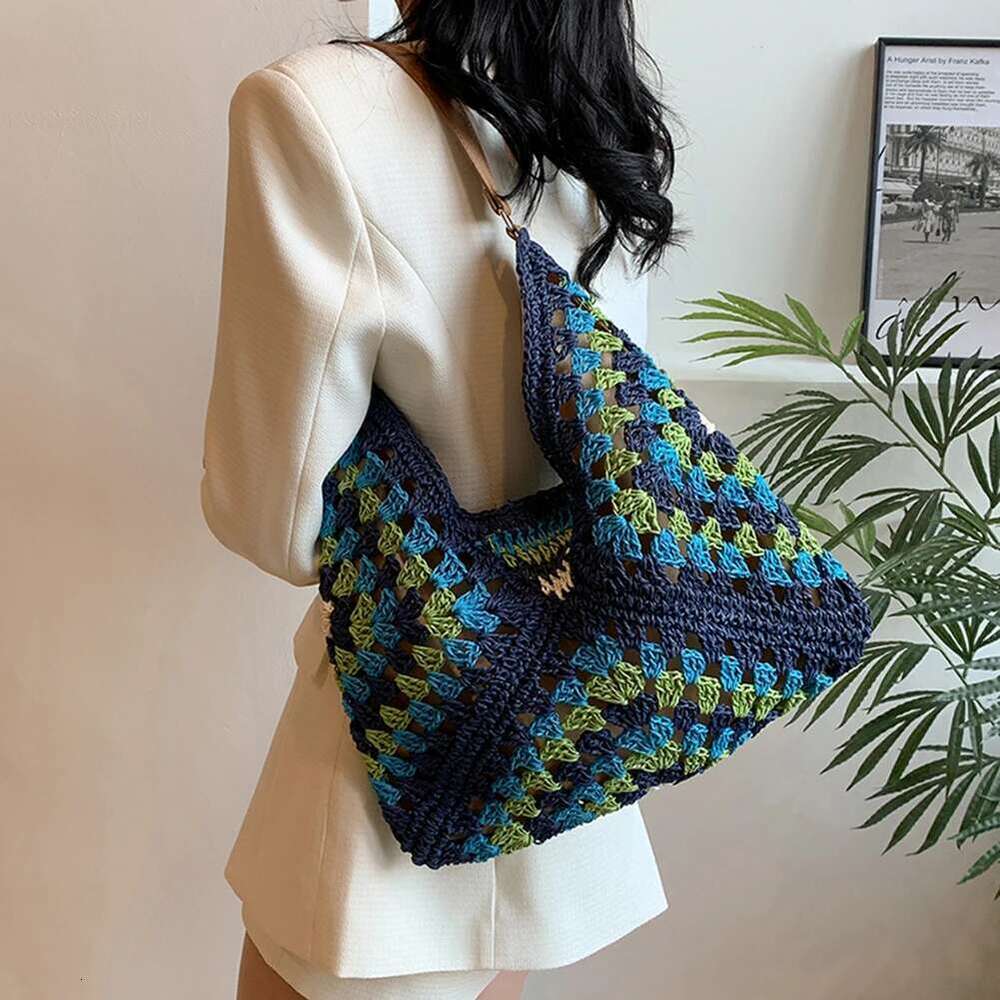 Women Summer Bag Large Capacity Crochet Hobo Bags Hollow Out Handbags Patchwork Hasp Closure For Beach Vacation