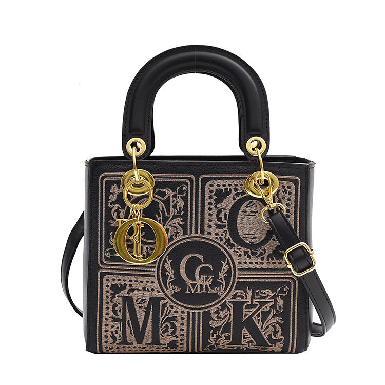 Free Shipping Designer Bag Retro Embroidered Daifei Bag New Fashion Trend Niche High-end Handbag Single Shoulder Diagonal Cross Bag