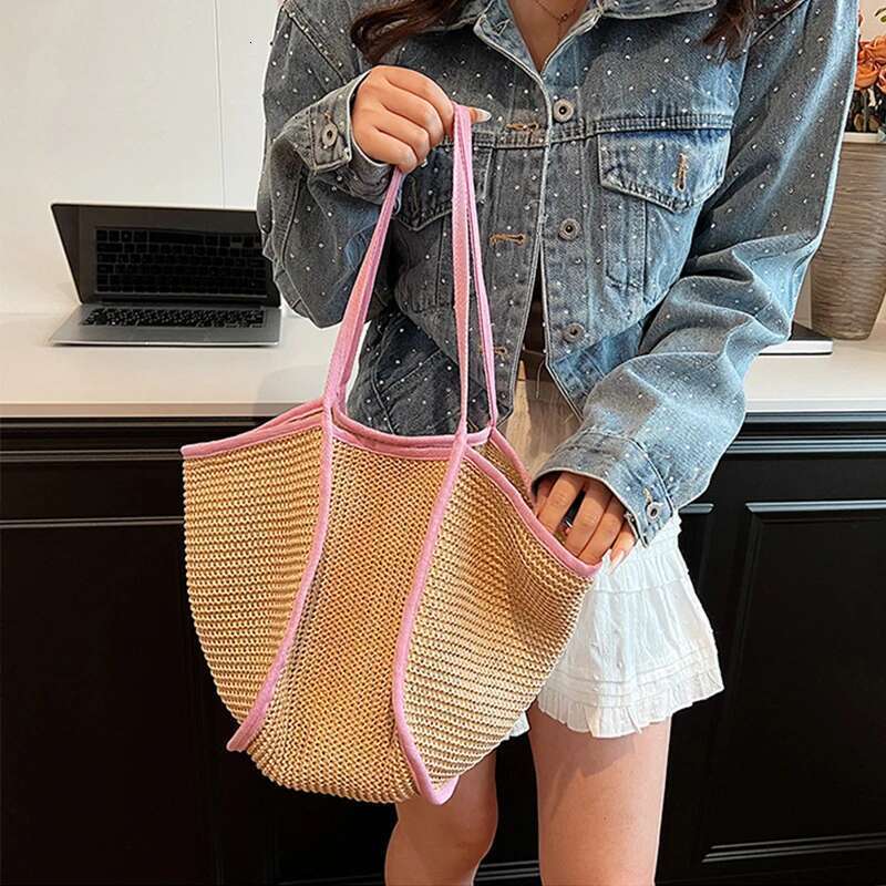 Women's Fashion Versatile Large-Capacity Braid Shoulder Designer Straw Woven Summer Beach Bags Ladies Leisure Tote Bag