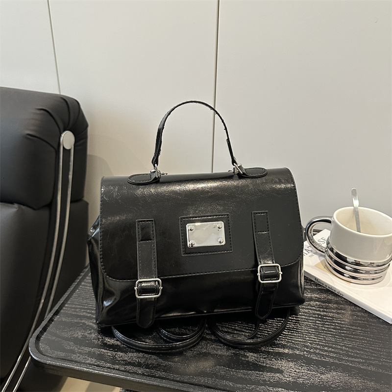 Free Delivery Designer Bag Fashion Niche Design Gentle Color Boston Spring Summer 2025 High End Temperament Versatile Shoulder Luxury Bag