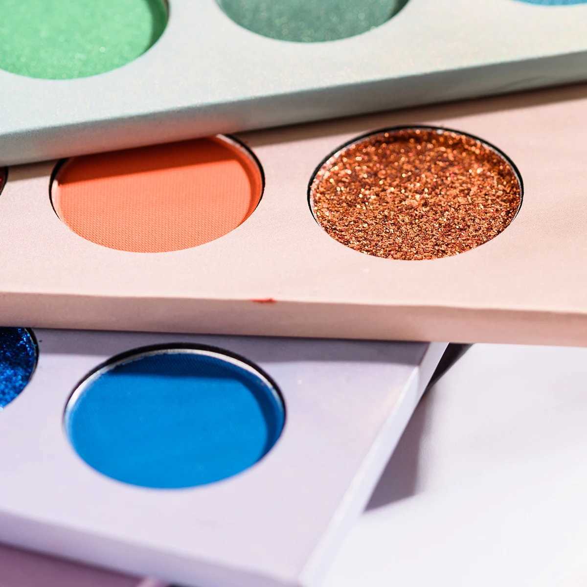 BEAUTY GLAZED COLOR BOARD 60 Colors 4 IN 1 Turning Page Eyeshadow PaletteShimmer Matte Glitters Makeup Cosmetics TrayXJ250520