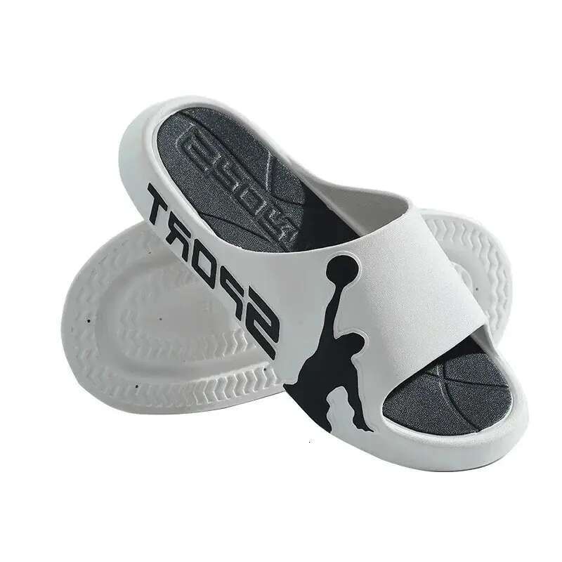Slippers Men With A Feeling Of Stepping On Feces In Summer Casual Sandals For Teenagers Outdoor Sports Basketball