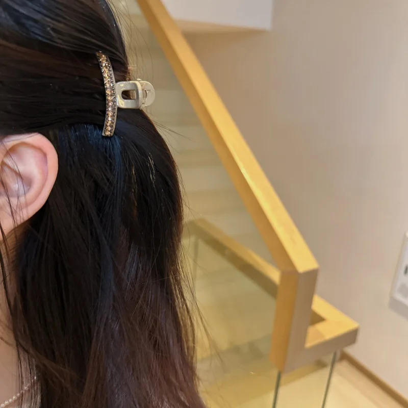 Classic Versatile Mini Pearl Hair ClipsSpring Sparkling Rhinestone Colorful Accent Clips for Bangs Flyaways Stylish Hold 250517