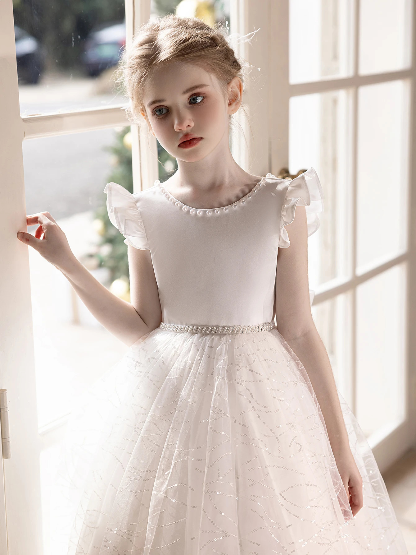 High-quality Sequin Dress for Girls White Floral Childrens Wedding Gown with Pompom Skirt 250519