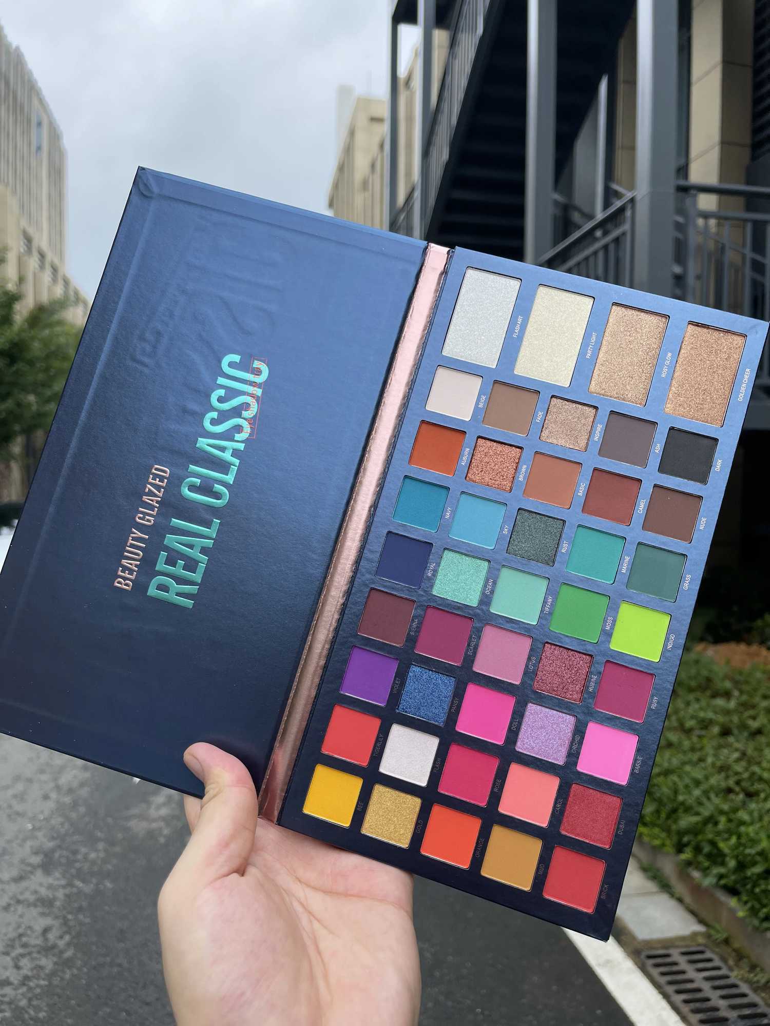 BEAUTY GLAZED REAL CLASSIC Eye Shadow Waterproof Earth Color Multicolor Makeup Palette Easy to Color Eyeshadow PaletteXJ250520