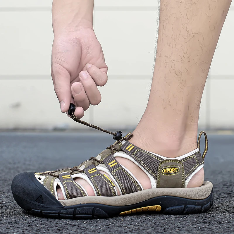 Mens Shoes Outdoor Non Slip Mens Hiking Shoes Lightweight Comfortable Casual Sandals Summer Large Breathable Water Shoes 250515