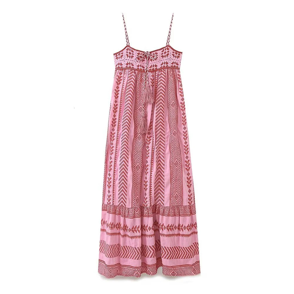 womens casual and elegant n with European American retro style crochet stitch knitted suspender dress 250520