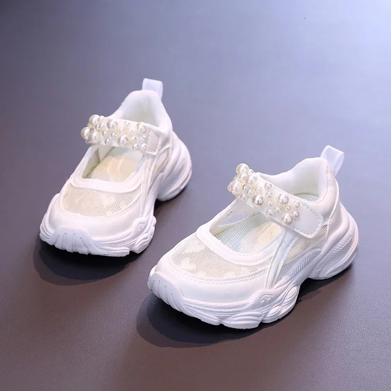 Girls Tennis Shoes Mesh Hollowed Summer Children Solid Color Pearl Sports Shoes Kids Princess Sneakers Cute Heart 250519