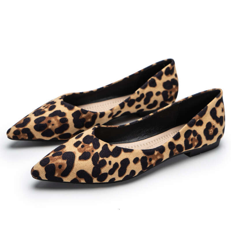 NEW TOP 2025 New Sexy Pointed Leopard Pattern Single Shallow Mouth Flat Shoes, 41 42 Large Women's Shoes