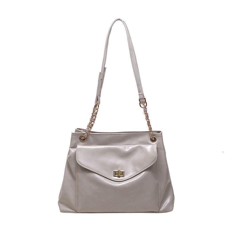 Design inspired Korean version single shoulder diagonal cross chain commuting large capacity wandering women's soft leather armpit bag 2025 tempe