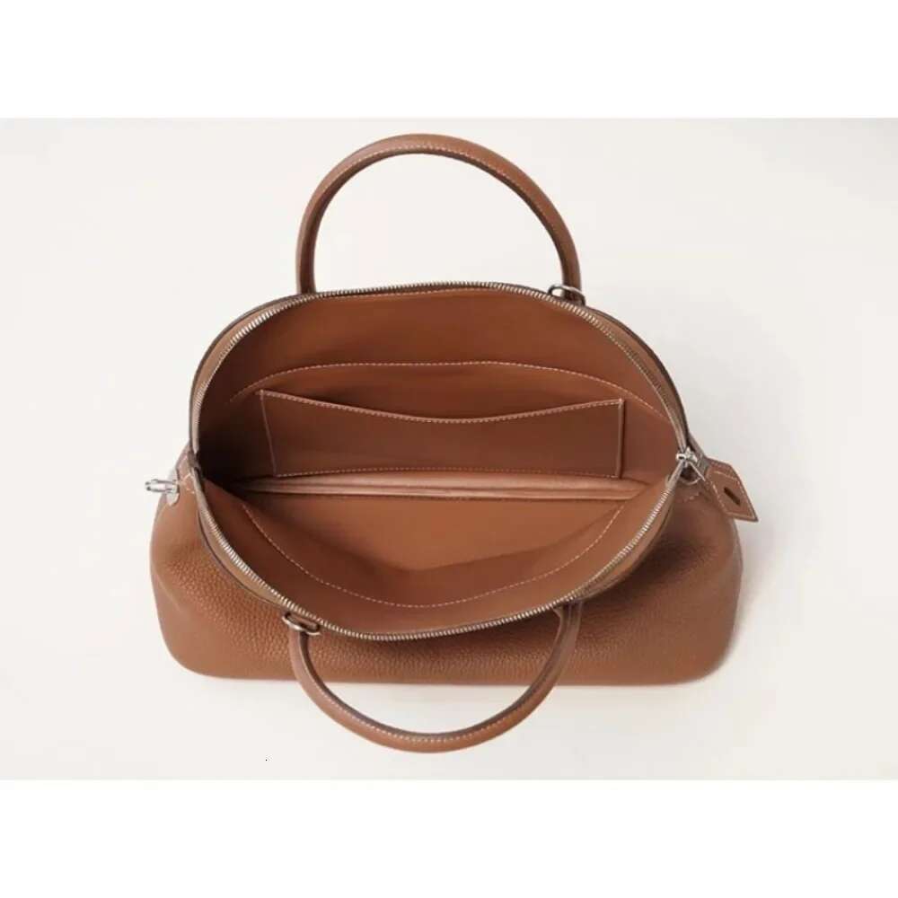 VOAETEC Premium Semi-handmade First-layer Cowhide Bowling Portable Shoulder Large Shell Bag Commuting Temperament
