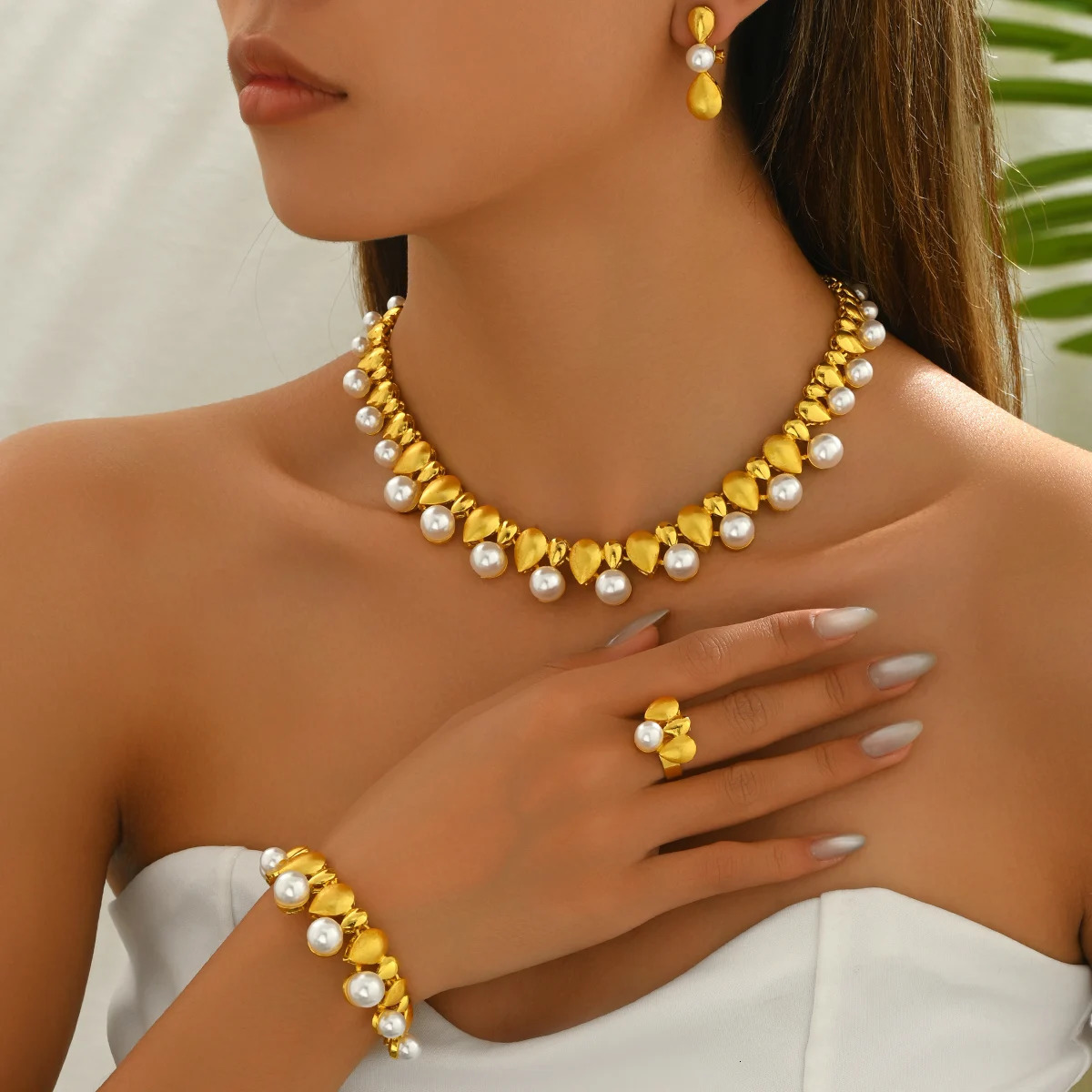 Exquisite Waterdrop Shaped Pearl Choker Dangle Earrings Bracelet Ring Set Womens Glossy Gold Color Party Date Jewelry 250520