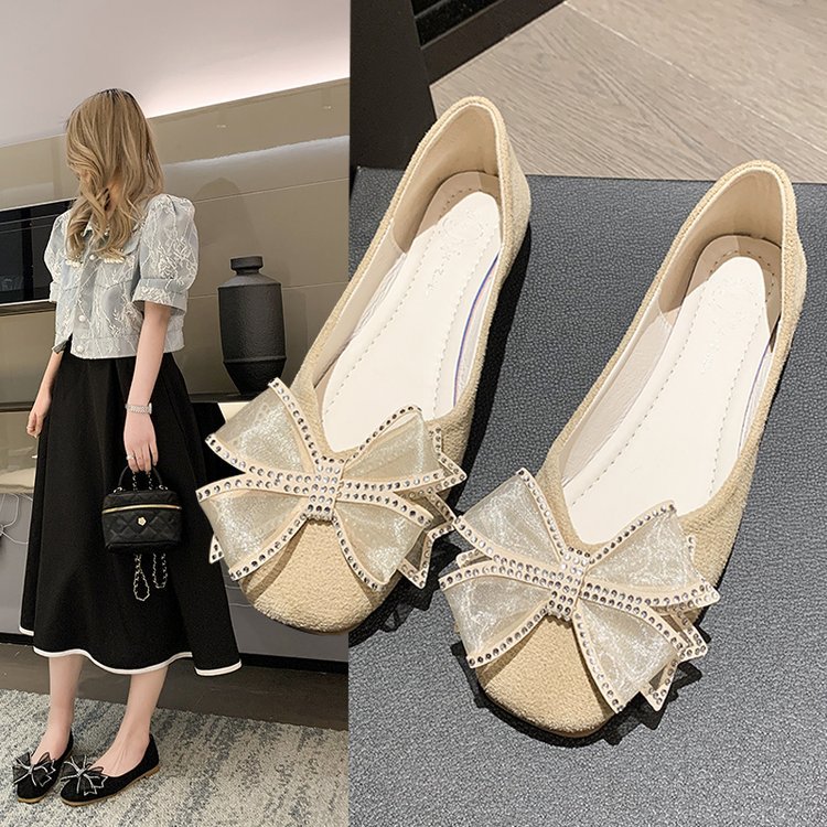Free shipping. Designer flat single-shoe women's 2025 new bow gentle evening style soft-soled shoes. Fashionable and elegant fairy shoes with ski