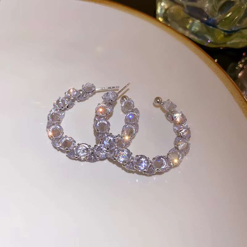 Crystal Rhinestone Hoop Earrings for Women Elegant Lightweight Gold Plated Circle Earrings Sparkly Statement Jewelry for Parties and Daily Wear