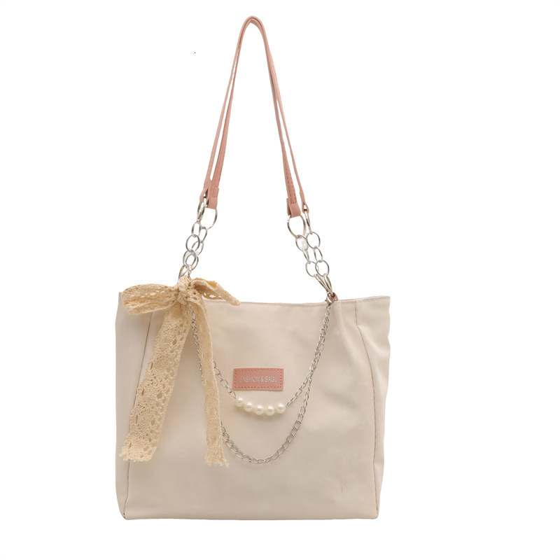 Leisure large capacity chain 2025 new college student class fashionable niche commuting shoulder tote bag