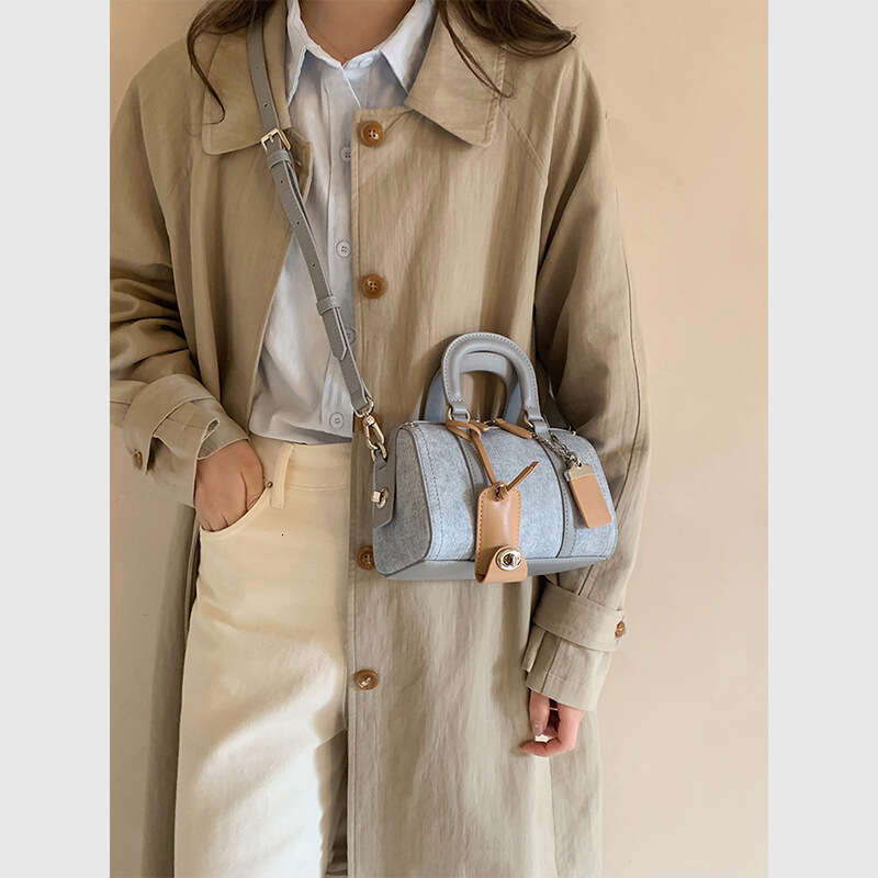 Women's bag designer pillow style small square women's spring new handbag multifunctional and unique high-end shoulder crossbody bag