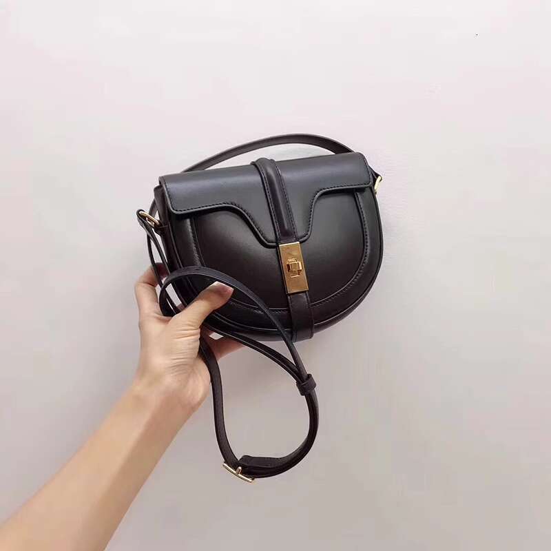 Internet celebrity same style saddle new single shoulder crossbody leather women s versatile pig bag cowhide simple