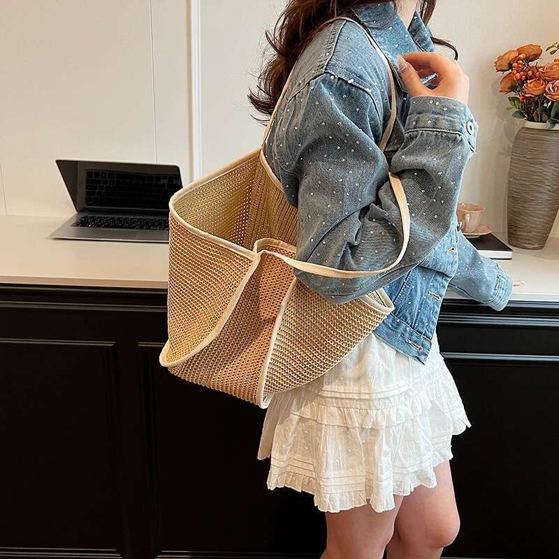 Women's Fashion Versatile Large-Capacity Braid Shoulder Designer Straw Woven Summer Beach Bags Ladies Leisure Tote Bag