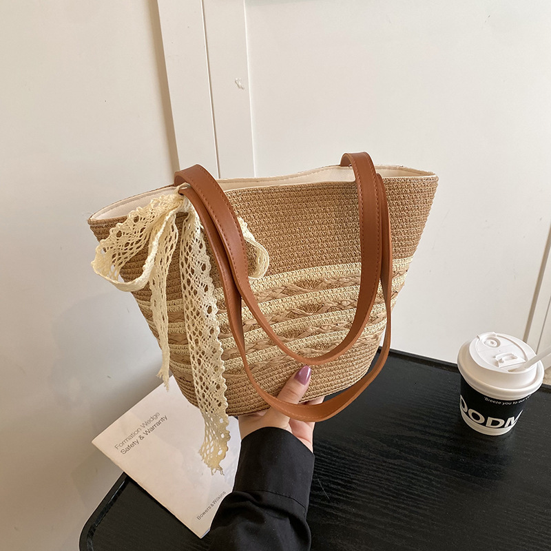 Free Delivery Designer Bag Bohemian Small Broken Edge Striped Tote Shoulder Fashionable Hand Held Straw Woven Beach For Women Luxury Bag