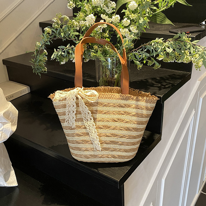 Free Delivery Designer Bag Bohemian Small Broken Edge Striped Tote Shoulder Fashionable Hand Held Straw Woven Beach For Women Luxury Bag
