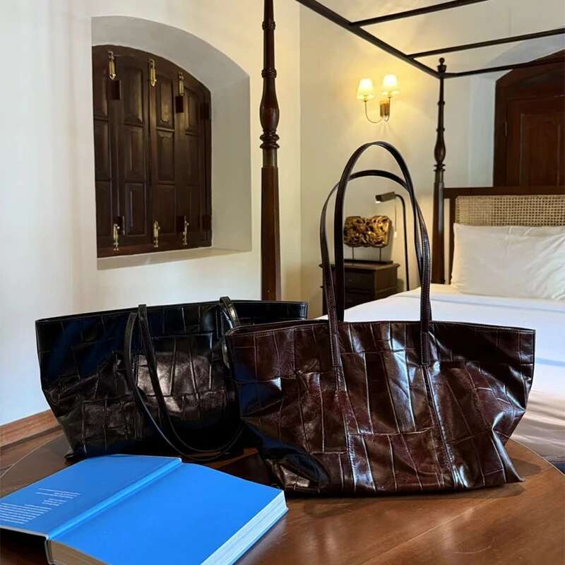 Crocodile Pattern Leather Large Capacity Tote Versatile Shoulder Underarm For Women Hobo Travel Shopping Storage Bag