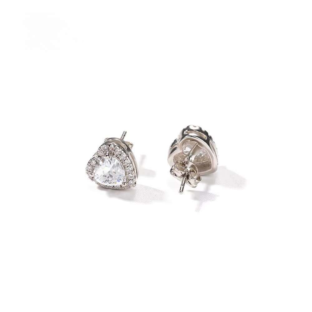 Newly arrived Hip Hop Heart shaped Earnail Decoration Princess CZ Female Screw Back Earrings Rap Singer Jewelry