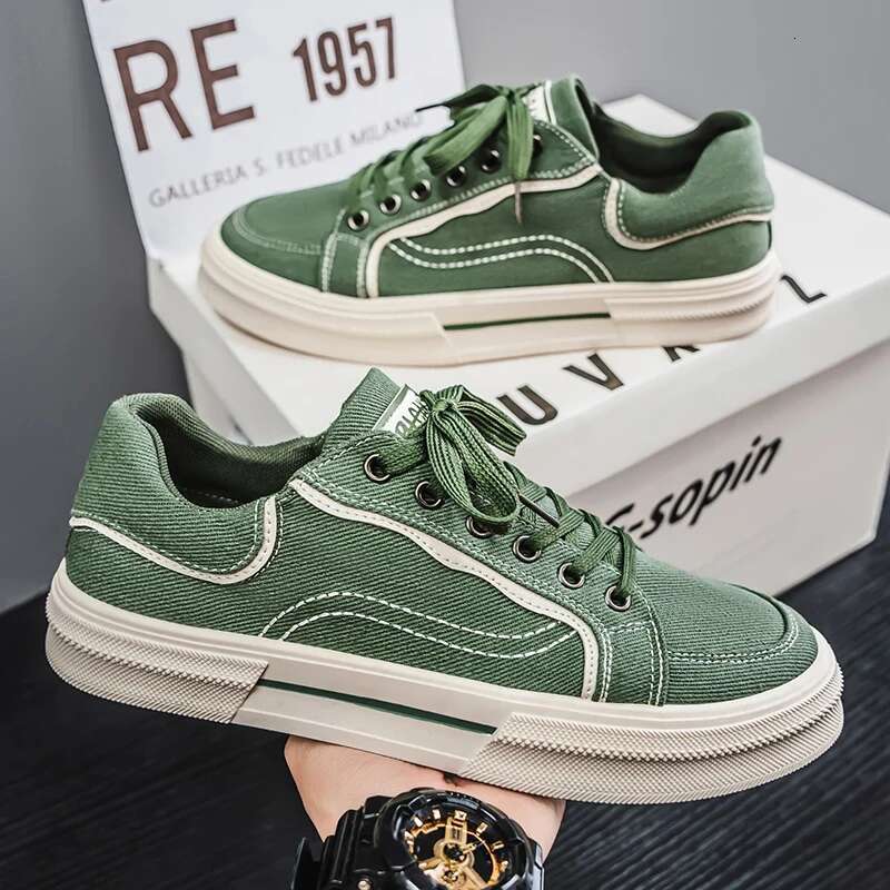 Designer casual shoes ML2025 new explosive Korean version of fashionable everyday shoes, sailing shoes, student fashion shoes, men's shoes