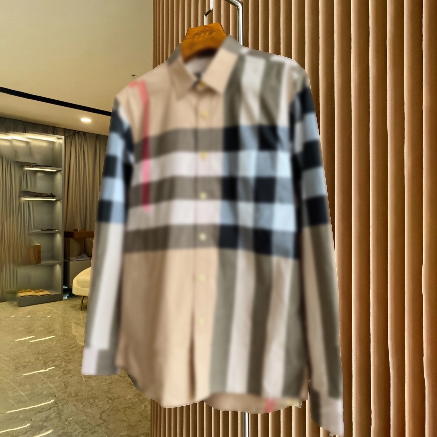 High quality designer men&#039;s shirts, fashionable classic plaid shirts, men&#039;s single breasted shirts, men&#039;s casual shirts, summer business formal tops, shirts