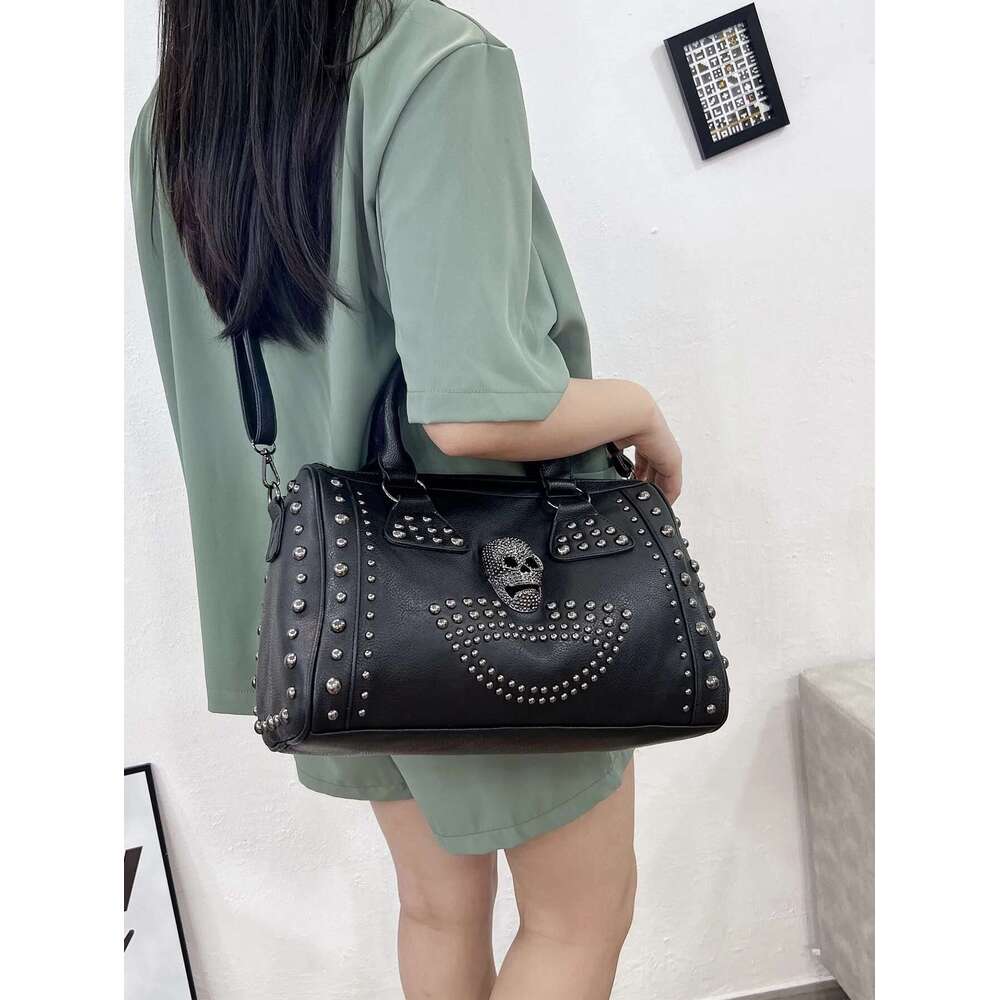 Dark Punk Style Handbag Personality Rivet Trend Boston Large Capacity Shoulder Messenger Black Bag