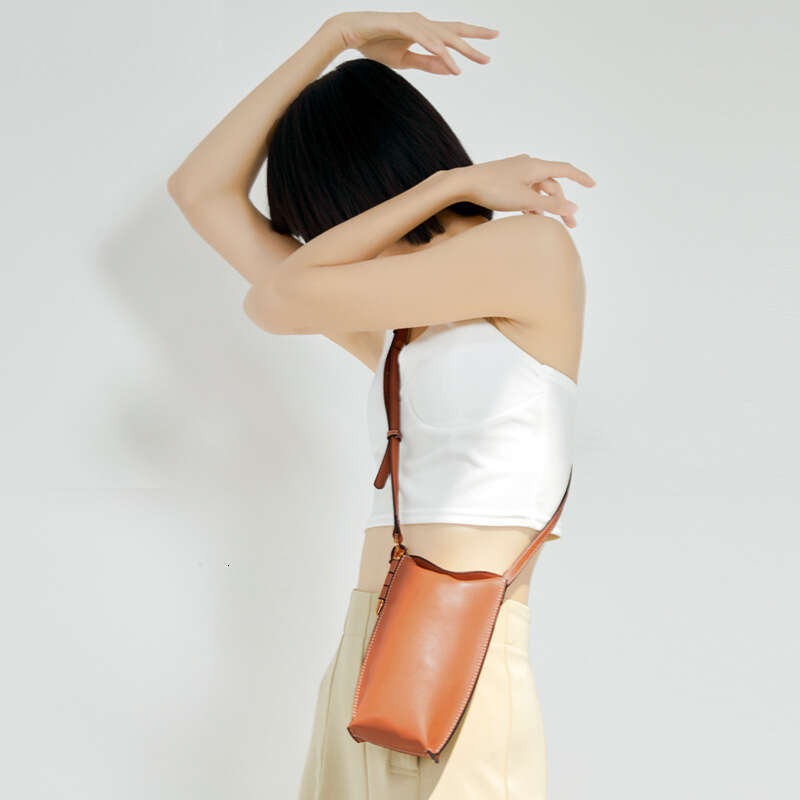 New Fashionable Mini Genuine Leather Women's Bag Single Shoulder Crossover Mobile Phone Bag For Women