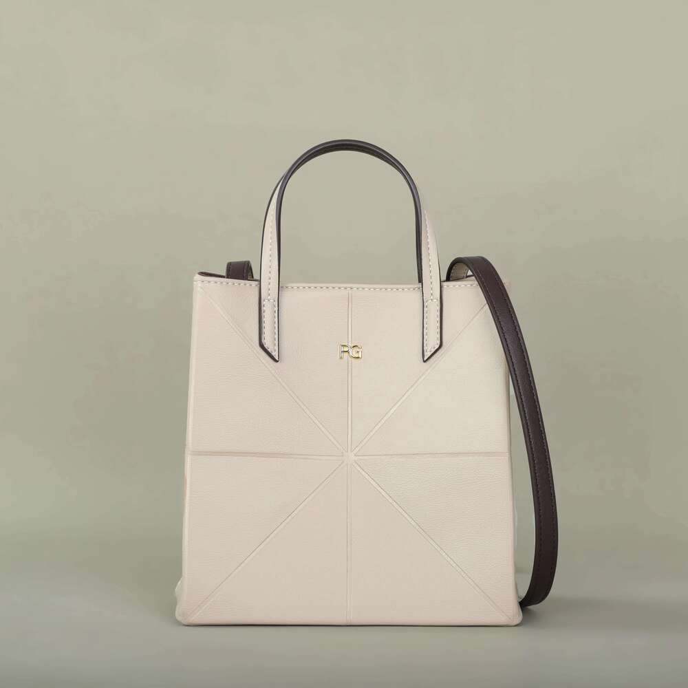 PG Cross or single shoulder classic simple yet fashionable foldable design women's handbag