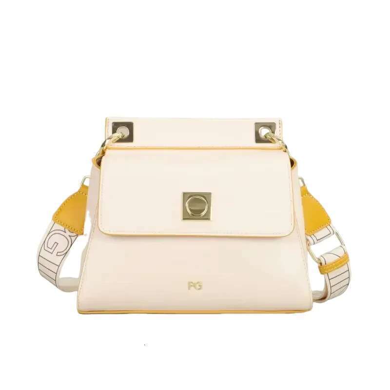 PG Exquisite Shoulder Light Brand Classic Design 2024 New Casual Women's Bag Premium Quality Fashion Handbag