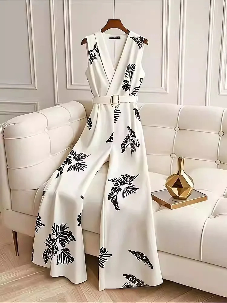 White Printed Jumpsuit For Women In Summer High-End Style Old-Fashioned Style Hanging And Elegant Pants 250520