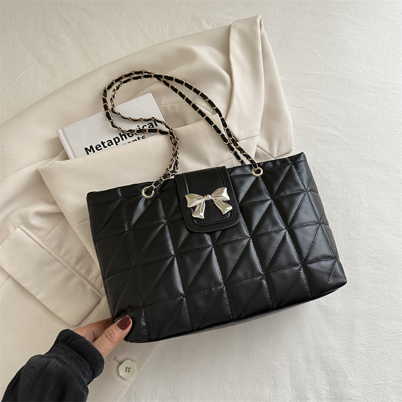 Free Delivery Designer Bag Premium Soft Diamond Grid Chain Capacity Tote 2025 New Trendy And Versatile Shoulder Large Luxury Bag